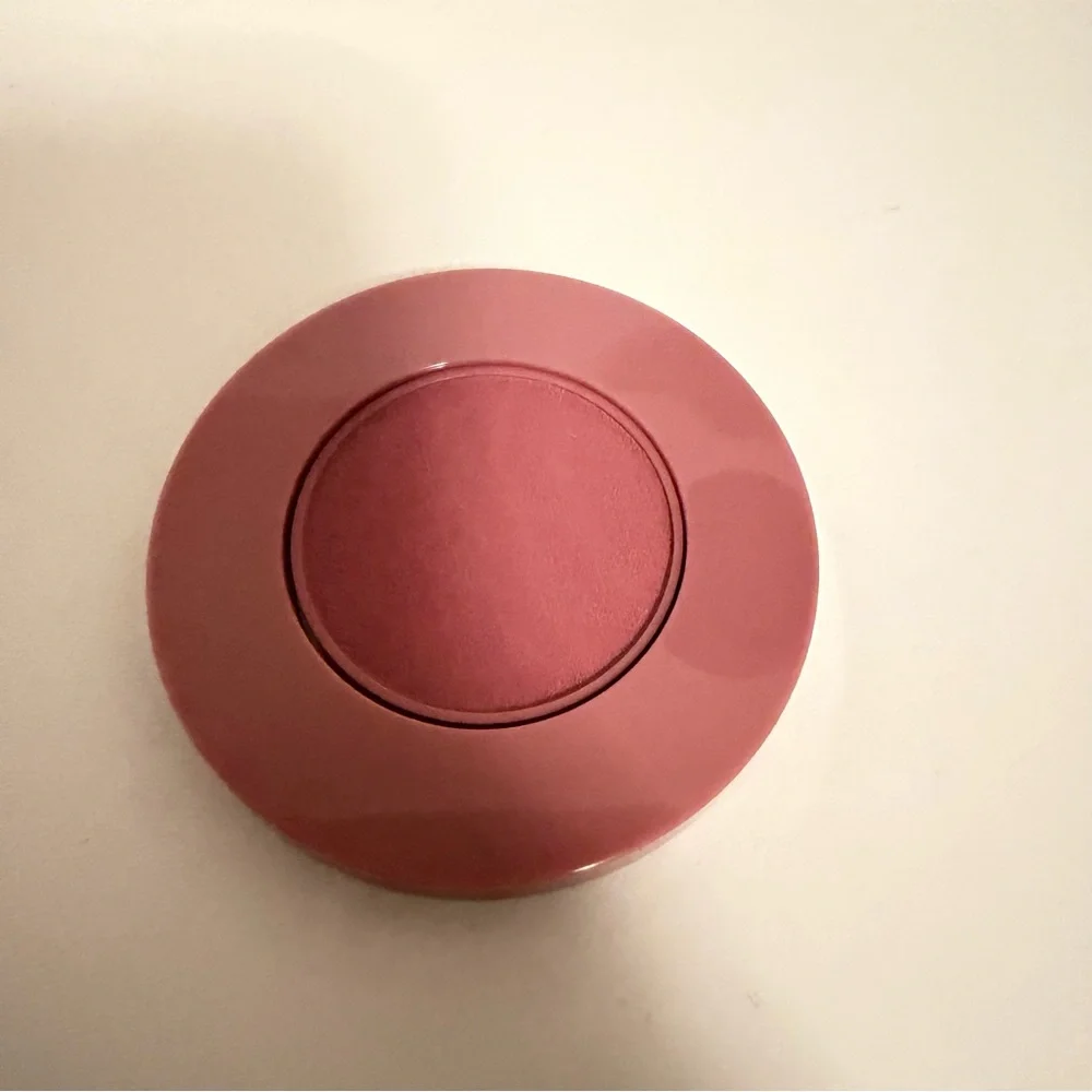 NUDESTIX Love & Roses Blush Compact Brand New in box